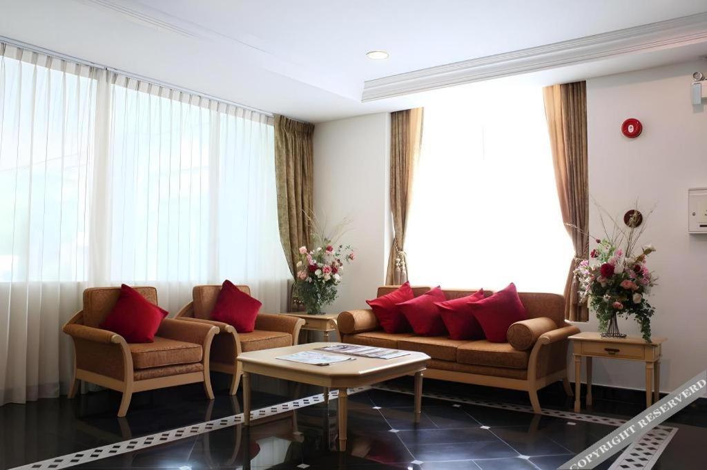 Romance Hotel Srinakarin Bangkok Exteriér fotografie