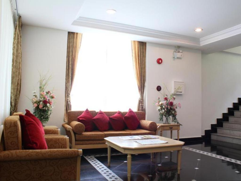 Romance Hotel Srinakarin Bangkok Exteriér fotografie